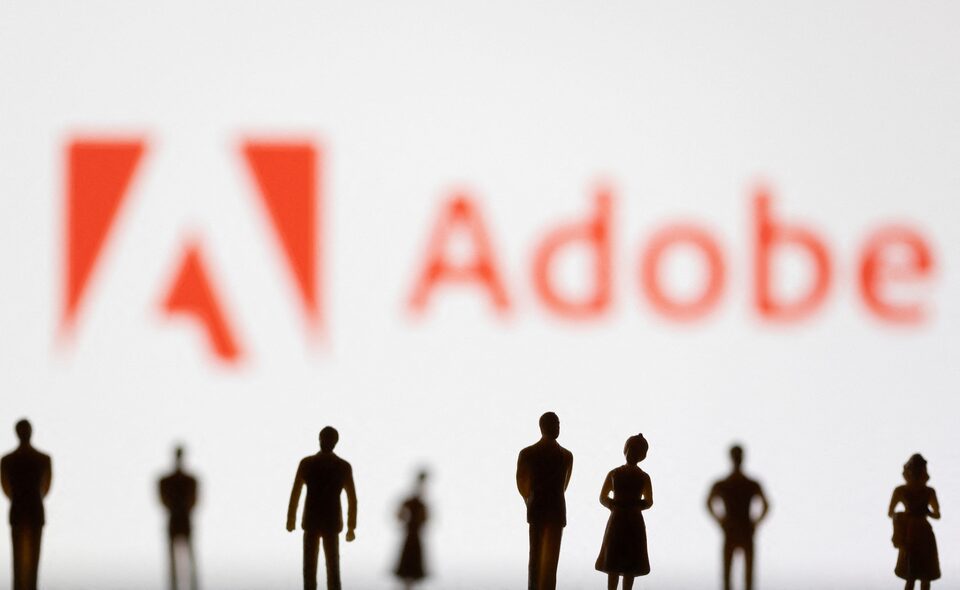 Mua Adobe bản quyền