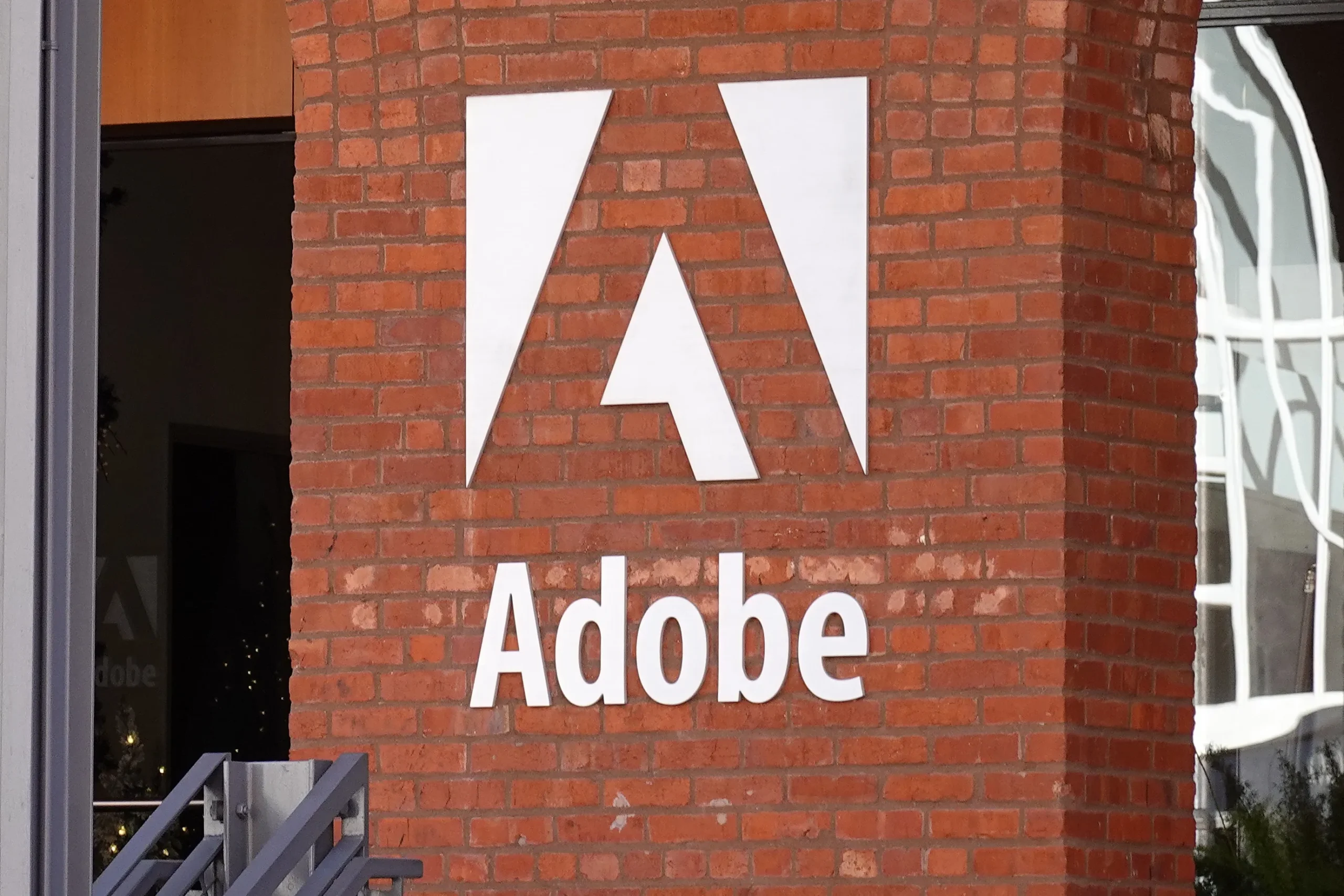 Mua Adobe All Apps giá rẻ