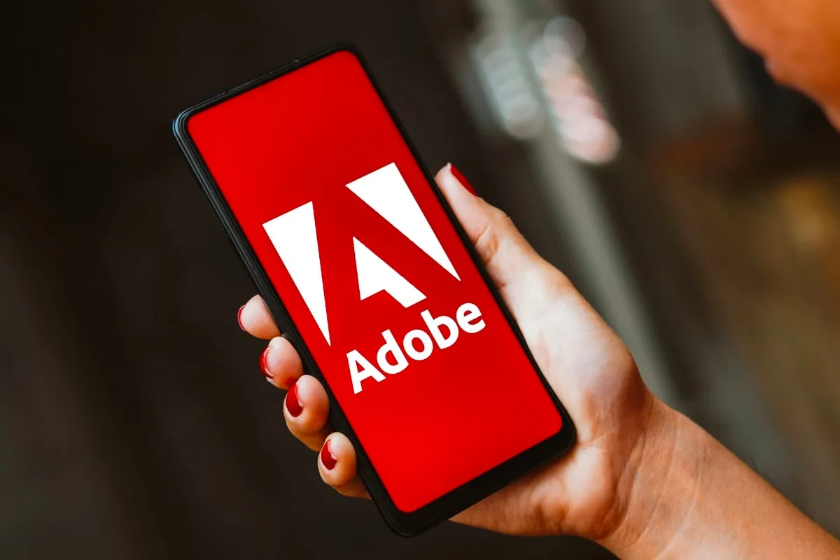 Mua Adobe qua đối tác ủy quyền