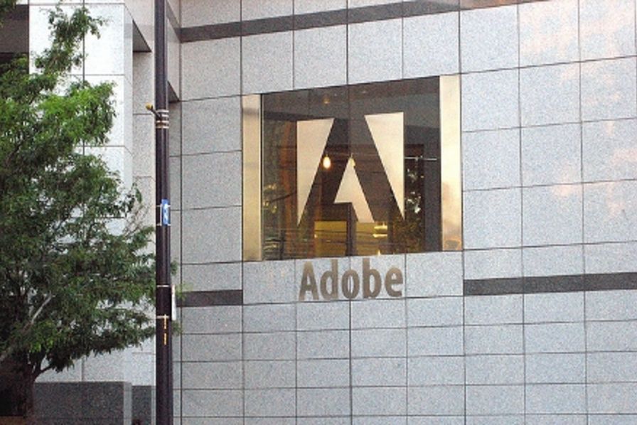 Nhận key Adobe bản quyền